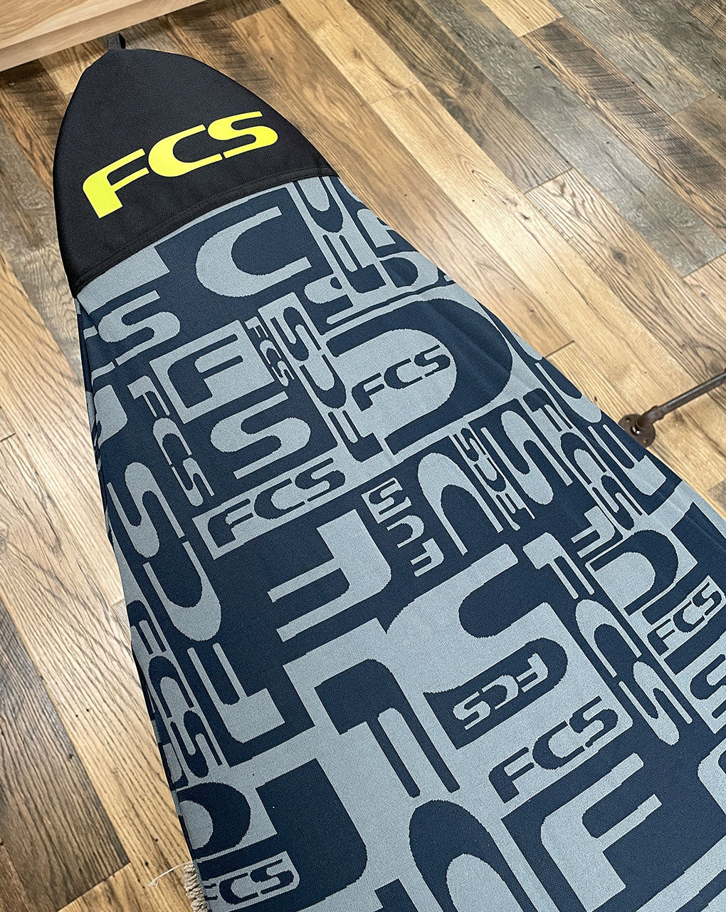 FCS STRETCH ALL PURPOSE / SHORT BOARD COVER - MONOGRAM COAL/ LIME
