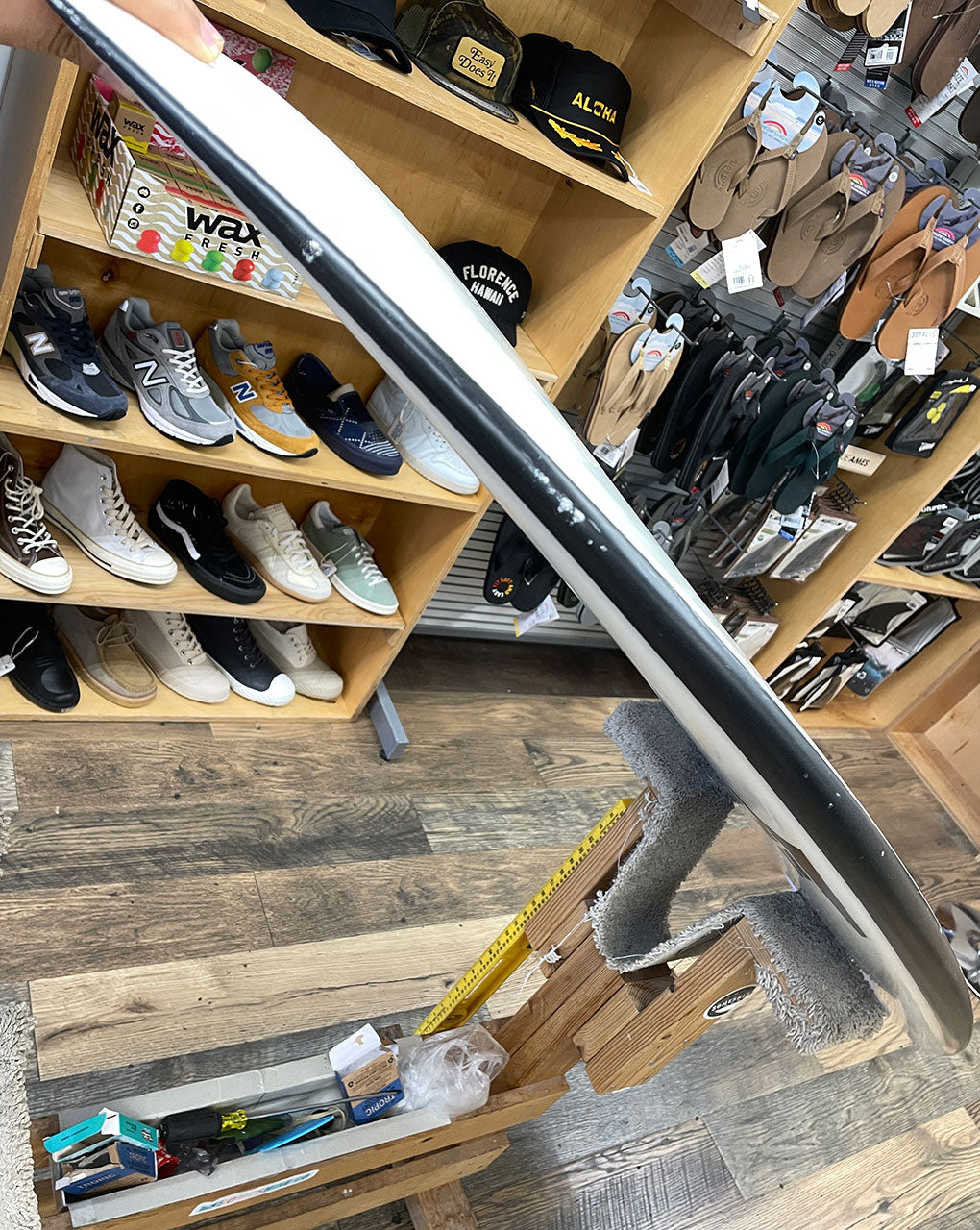USED HELIUM MACHADOCADO - 6'0" X 21 5/8 X 2 3/4, 40.1L FUTURES