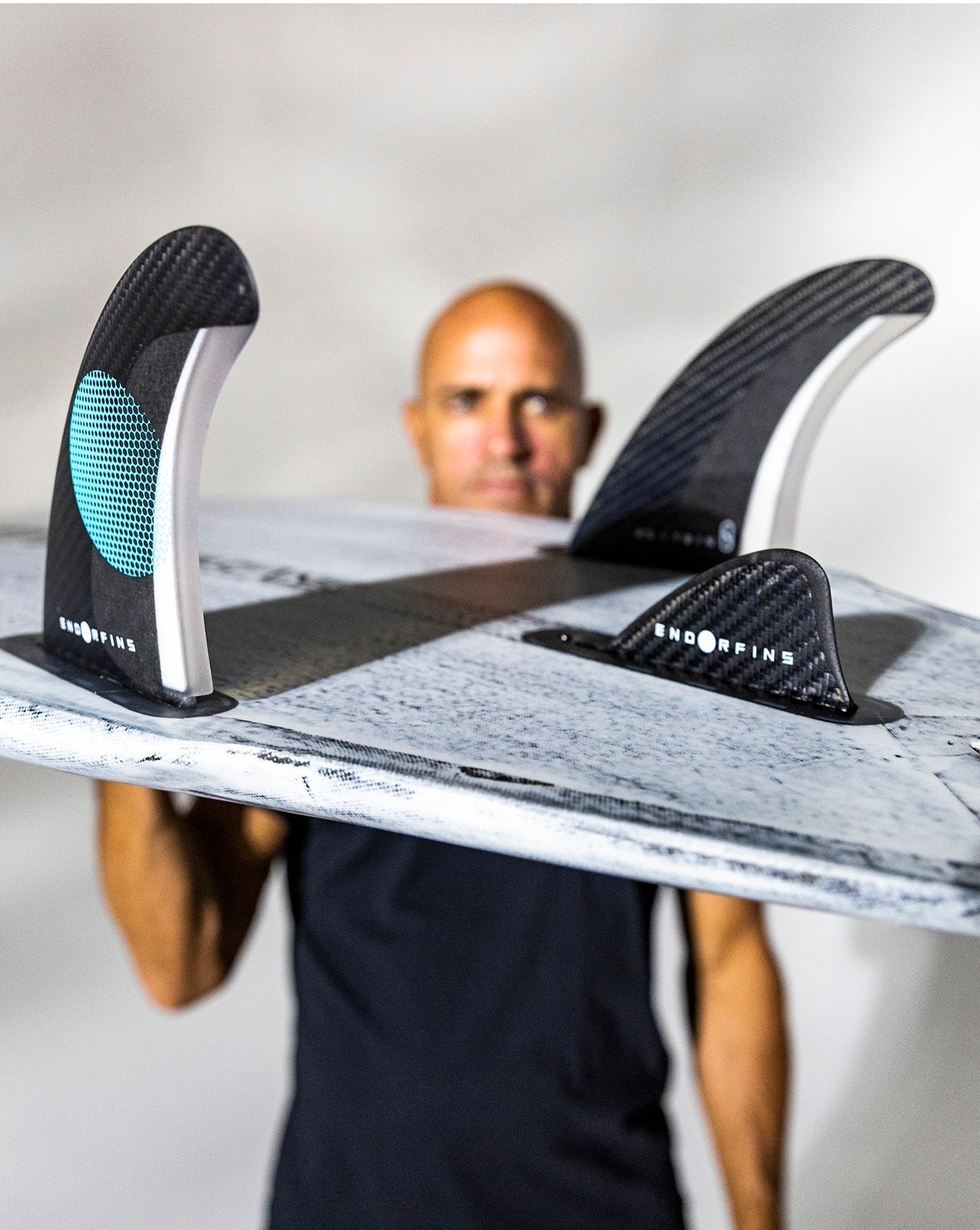 VOLCANIC GREAT WHITE - 5'6" X 18 3/4 X 2 3/8, 26.3L TWIN+1