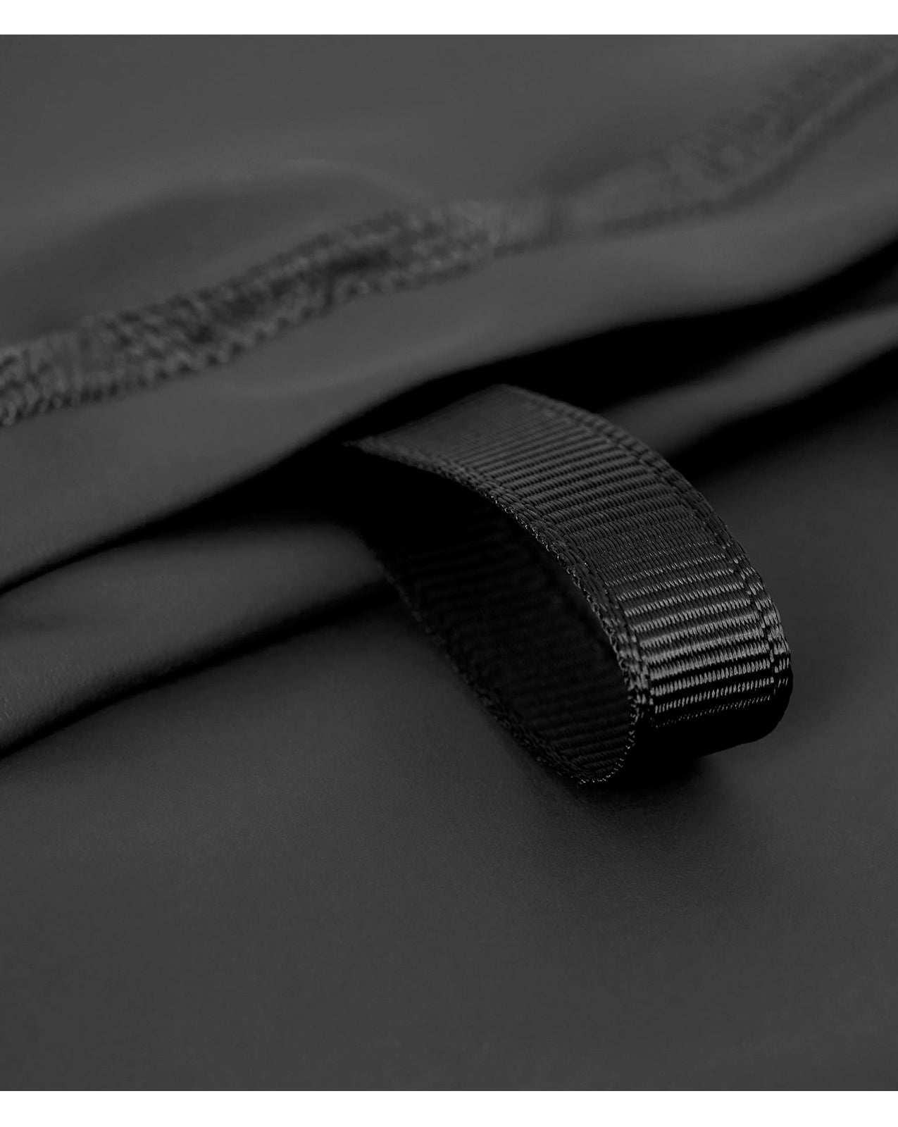 WINDSHIELD 2.0 HOODED LONG SLEEVE RASHGUARD - BLACK