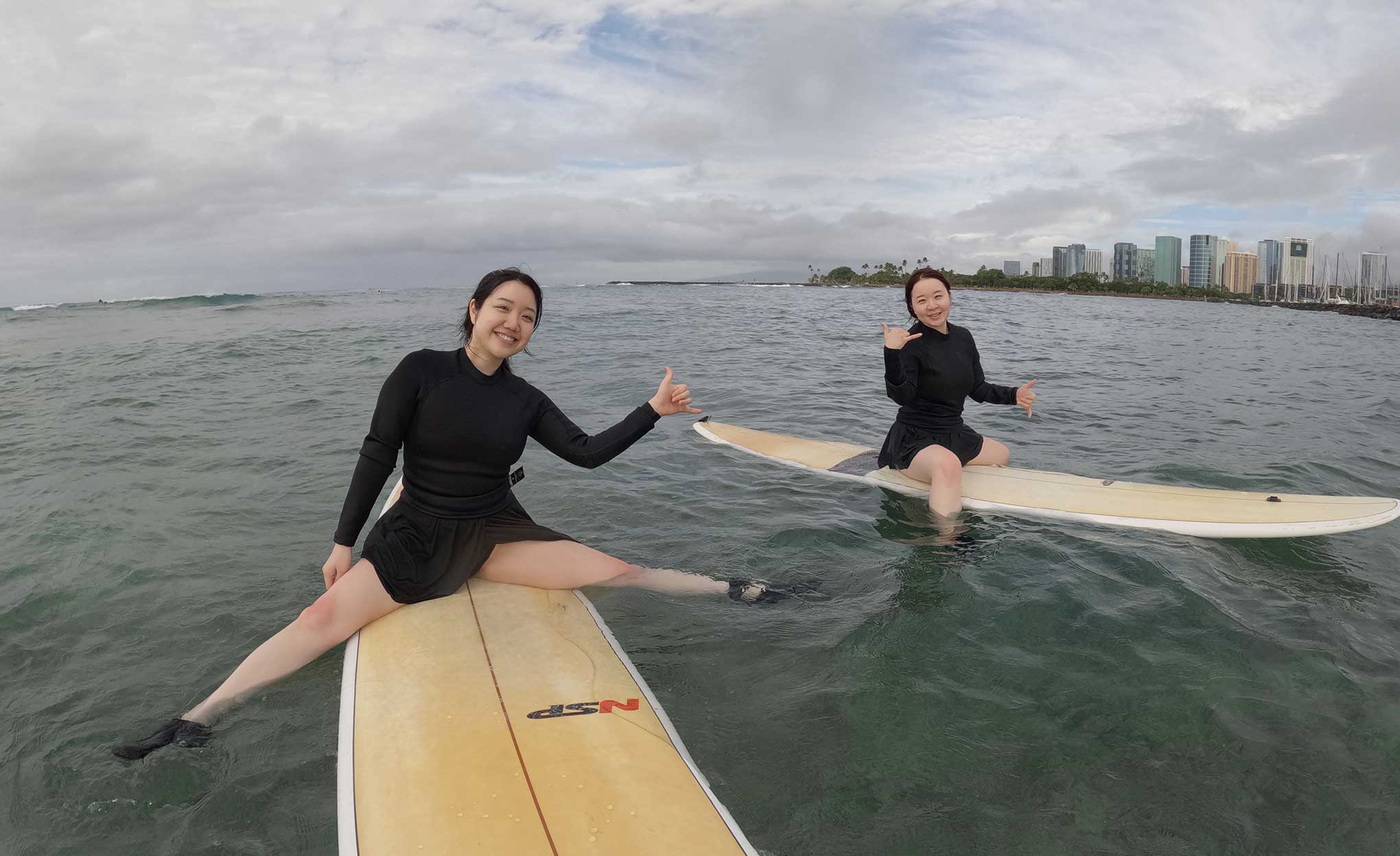 サーフィンレッスン in ハワイ 2025年11月22日