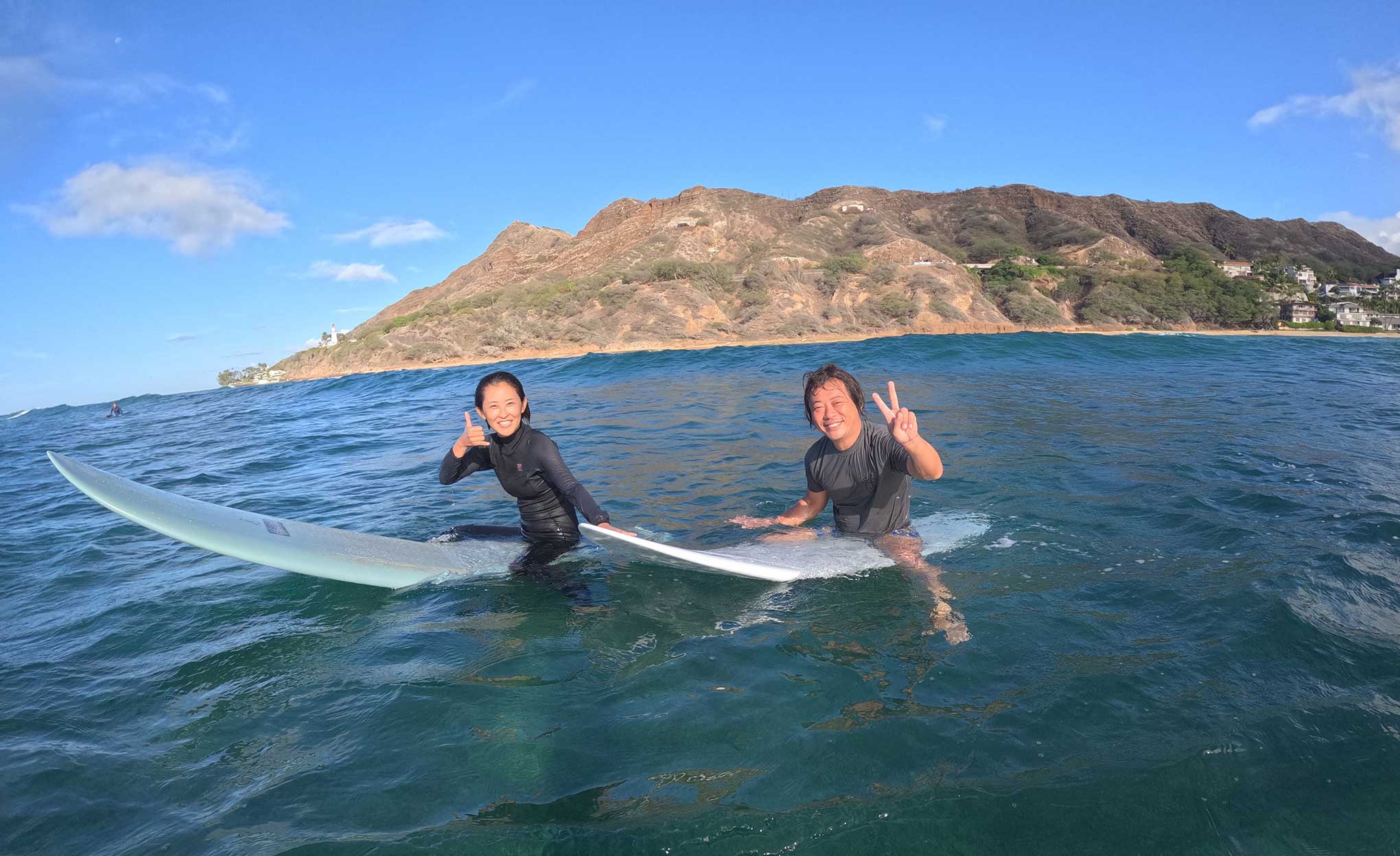 サーフィンガイド＆レッスン in ハワイ 2025年12月09日