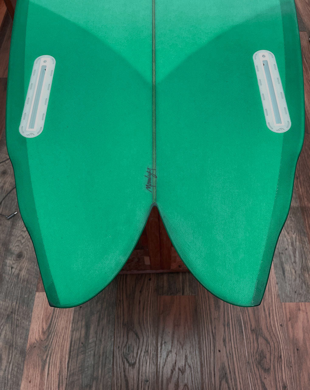 KINKY FISH - 5'06" X 20 1/4 X 2 3/8, FUTURES GREEN TINT