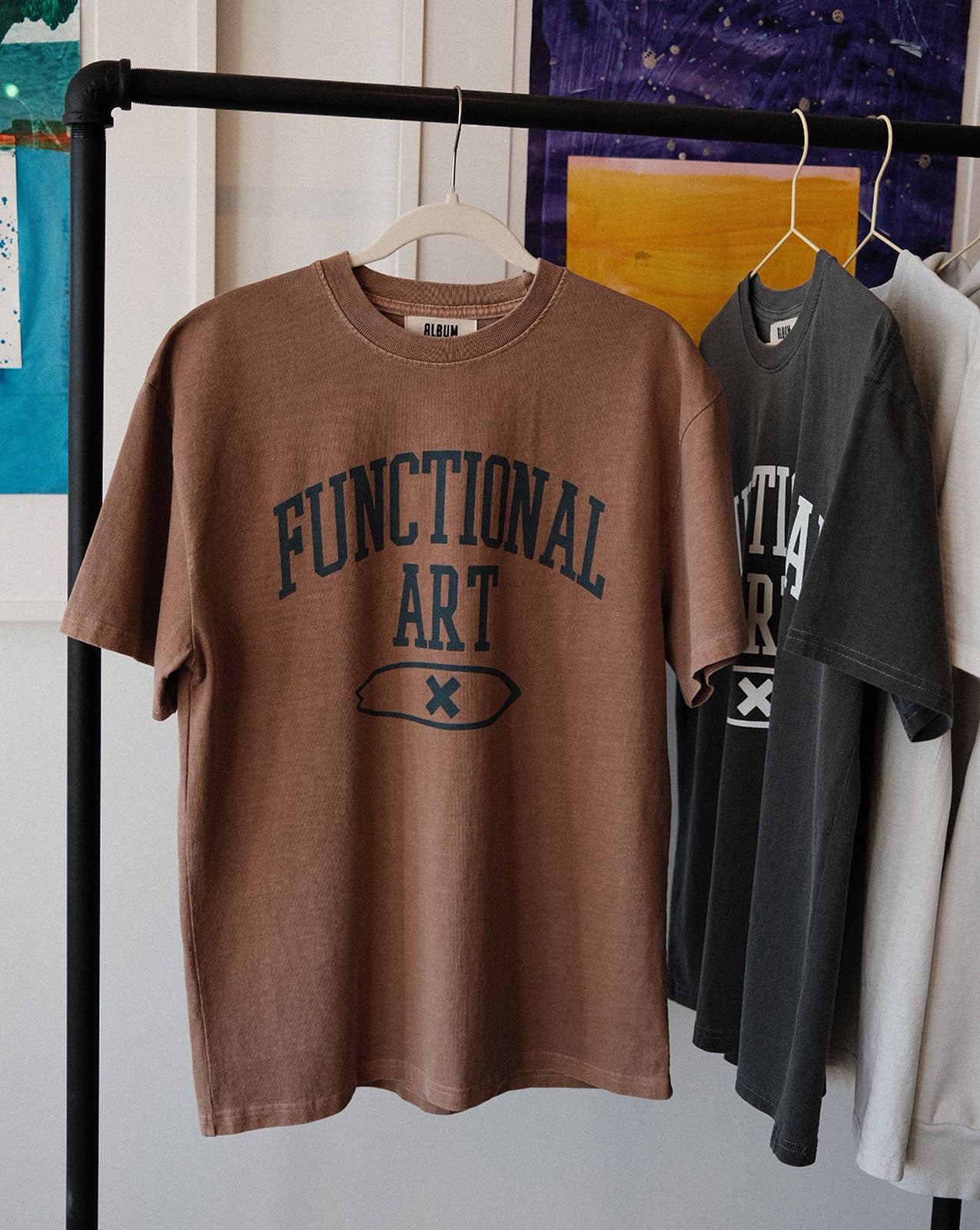ALBUM FUNCTIONAL ART TEE - BROWN