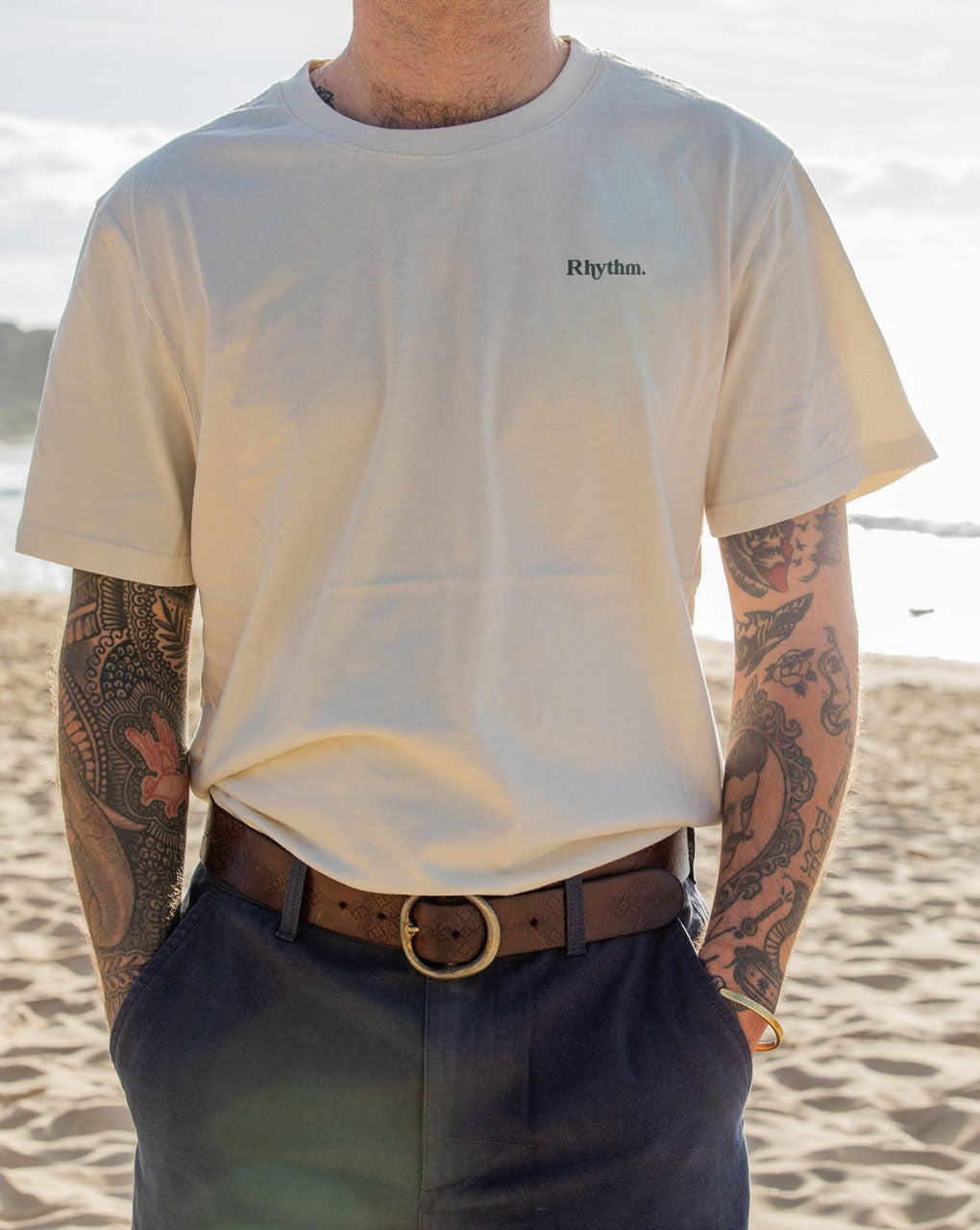 CLASSIC BRAND TEE - VINTAGE WHITE