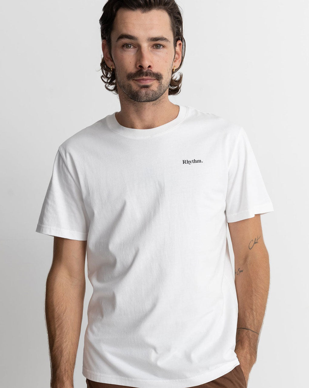 CLASSIC BRAND TEE - VINTAGE WHITE