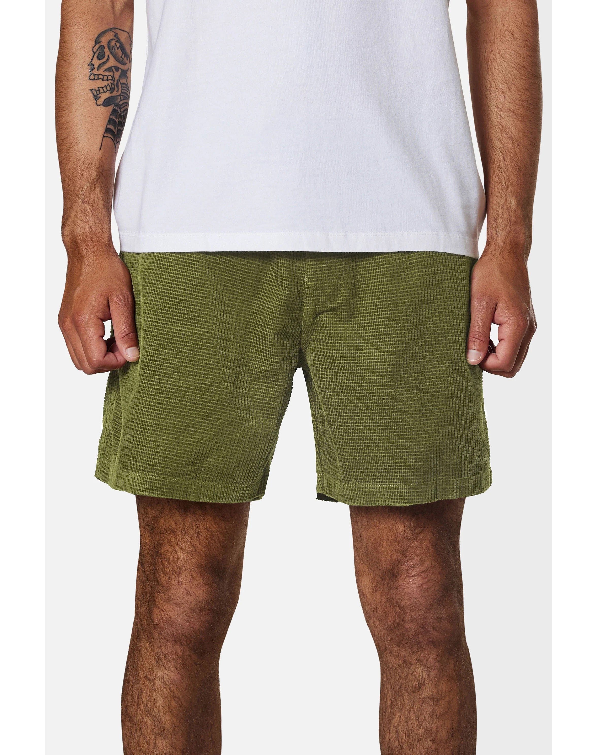 WARD SHORT - OLIVE