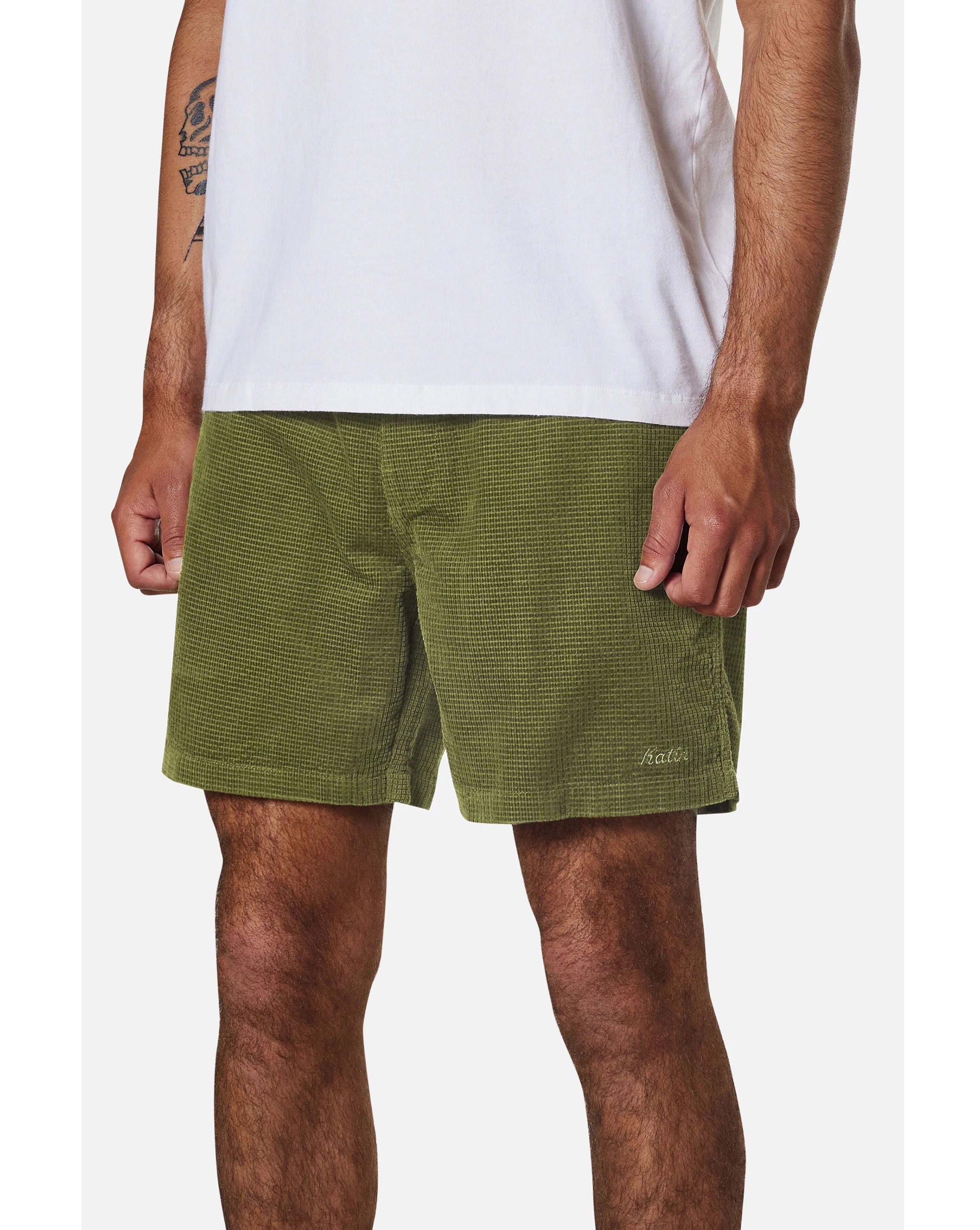 WARD SHORT - OLIVE