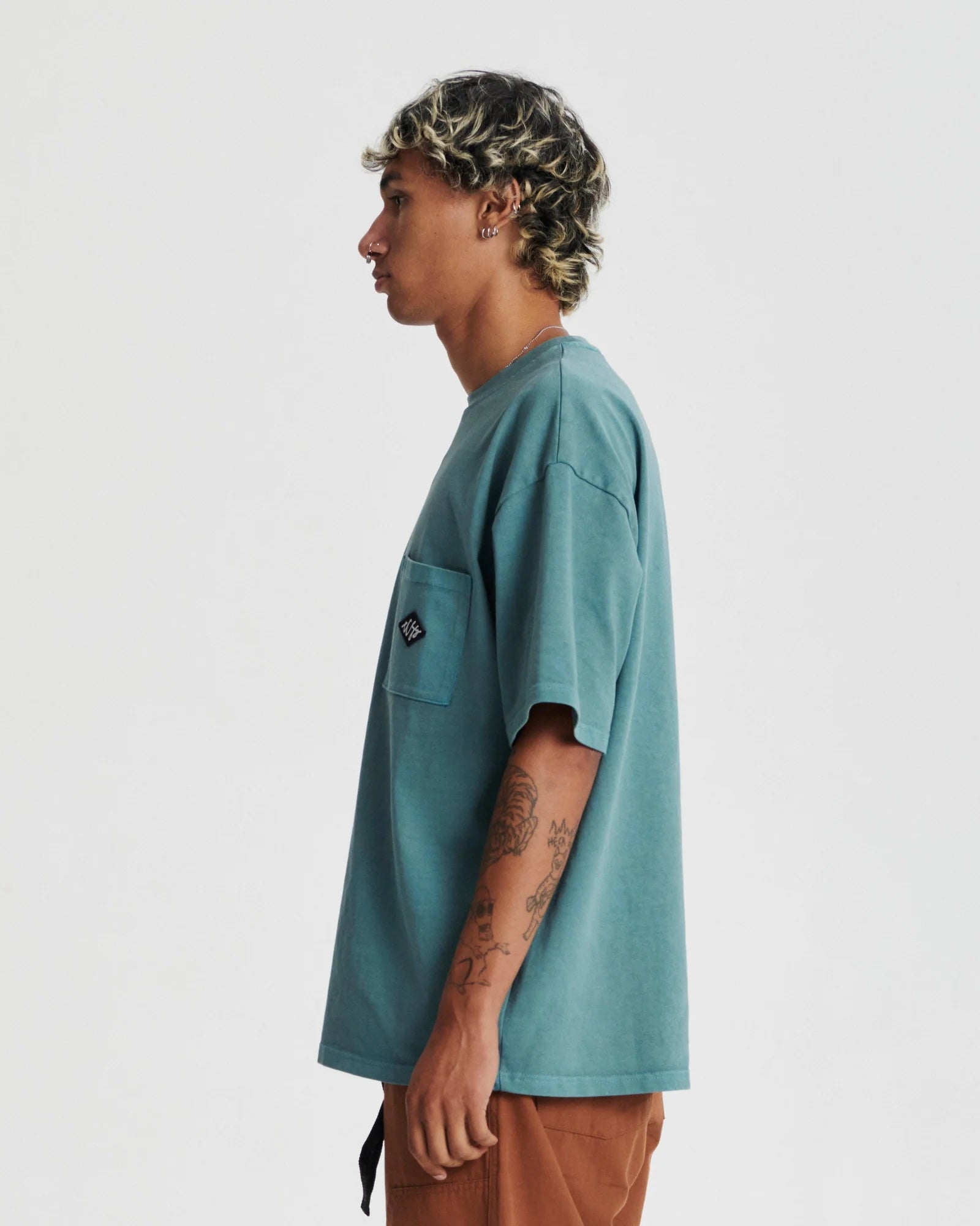 SCRIBBLE POCKET TEE - OCEAN