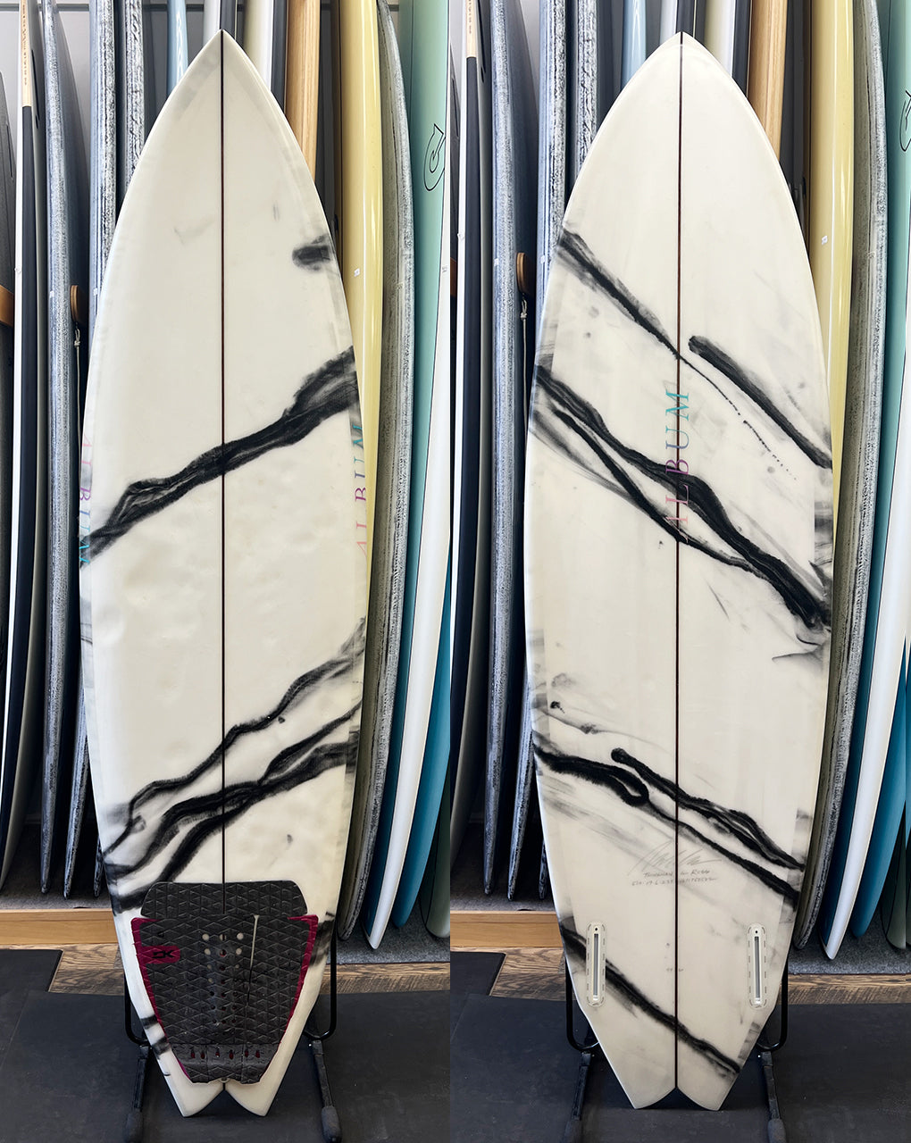 USED TWINSMAN - 5'10" X 19.6 X 2.58 FUTURES BLACK&amp;WHITE ABSTRACT