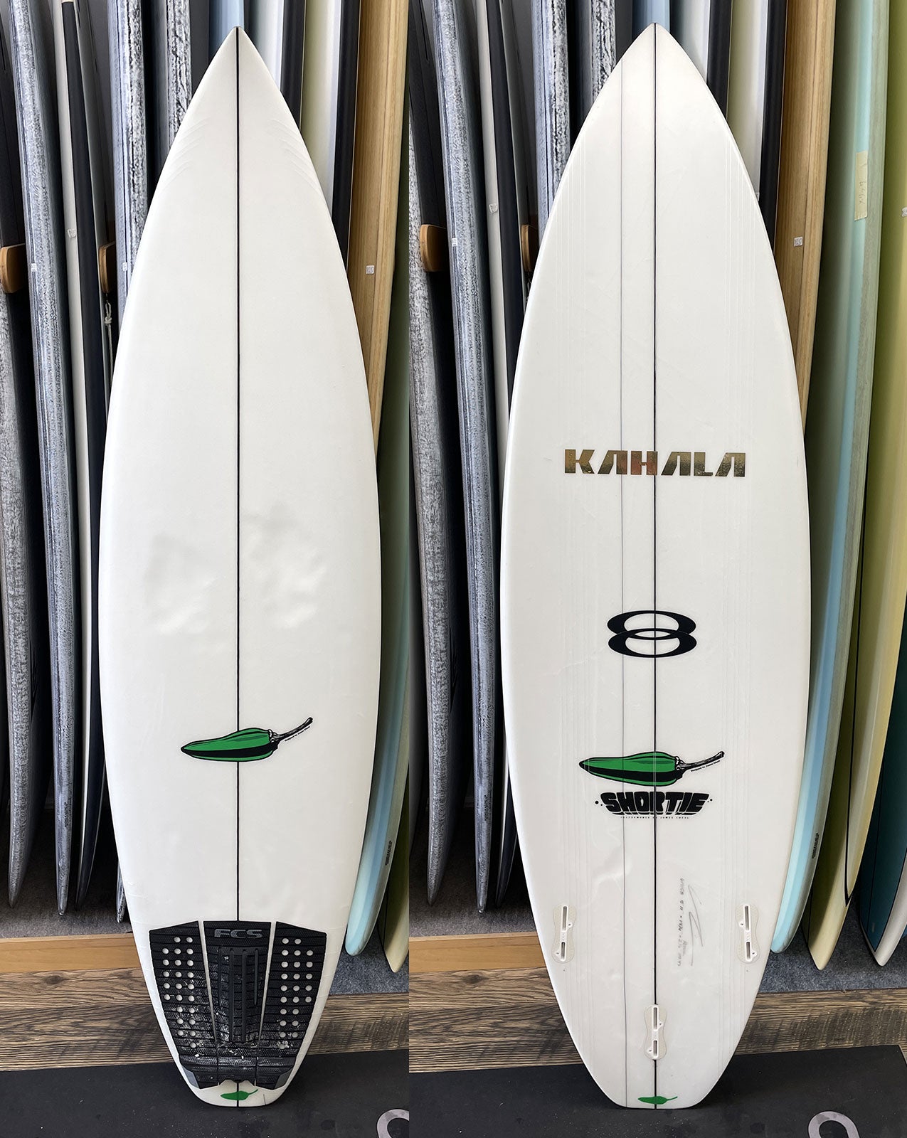 USED [中古] CHILLI SHORTIE - 5'11" X 19 1/4 X 2 1/2, 29.47L FCS2